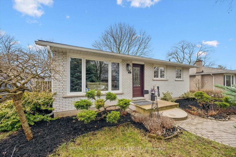 11 Argyle Dr, Guelph, N1G 2P1 | Image 3