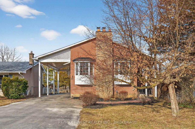 20 Oakridge Ave, Kingston, K7L 4S9 | Image 2