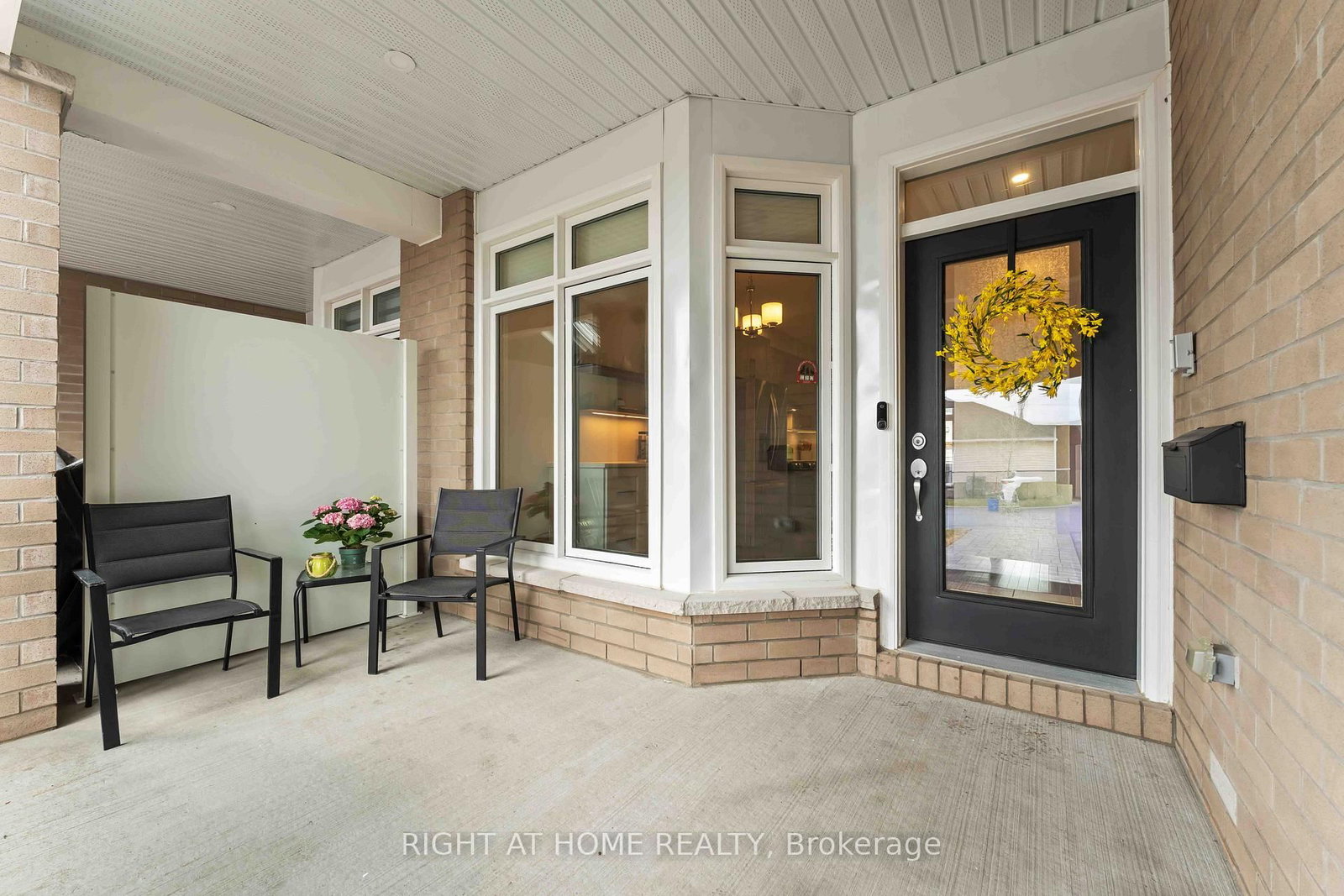 14 Kayenta Street - Photo 2