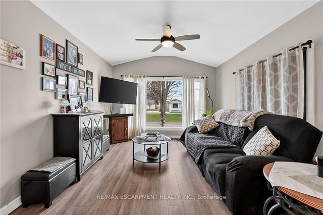 14 - 43969 Highway 3