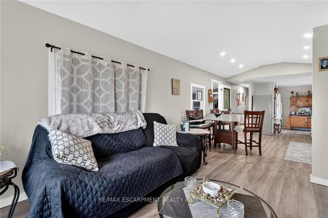 14 - 43969 Highway 3