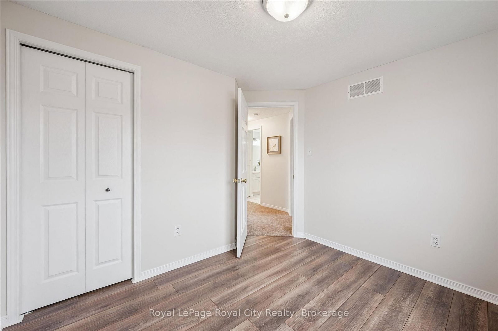 28 Bronwyn Place - Photo 21