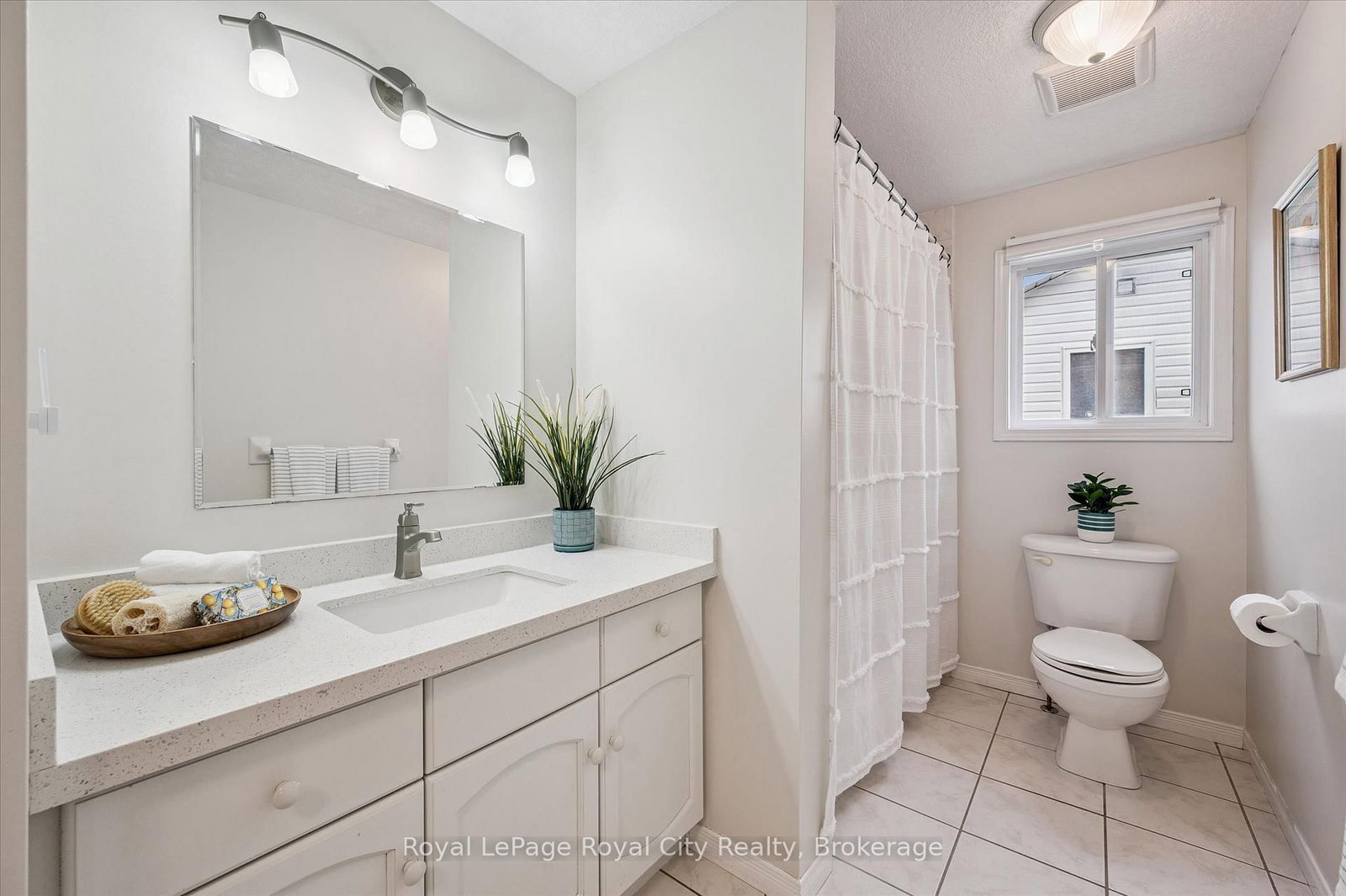 28 Bronwyn Place - Photo 24