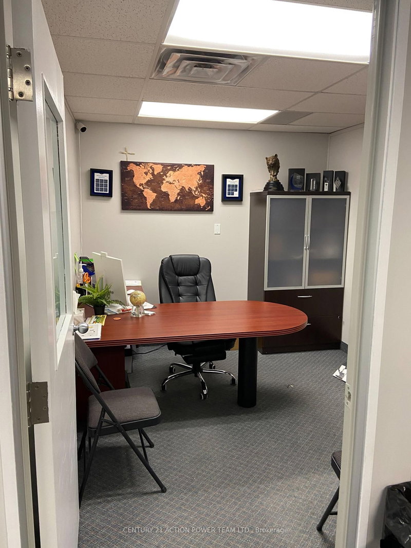 7B - 1420 Youville Dr, Orleans, K1C 7B3 | Image 3