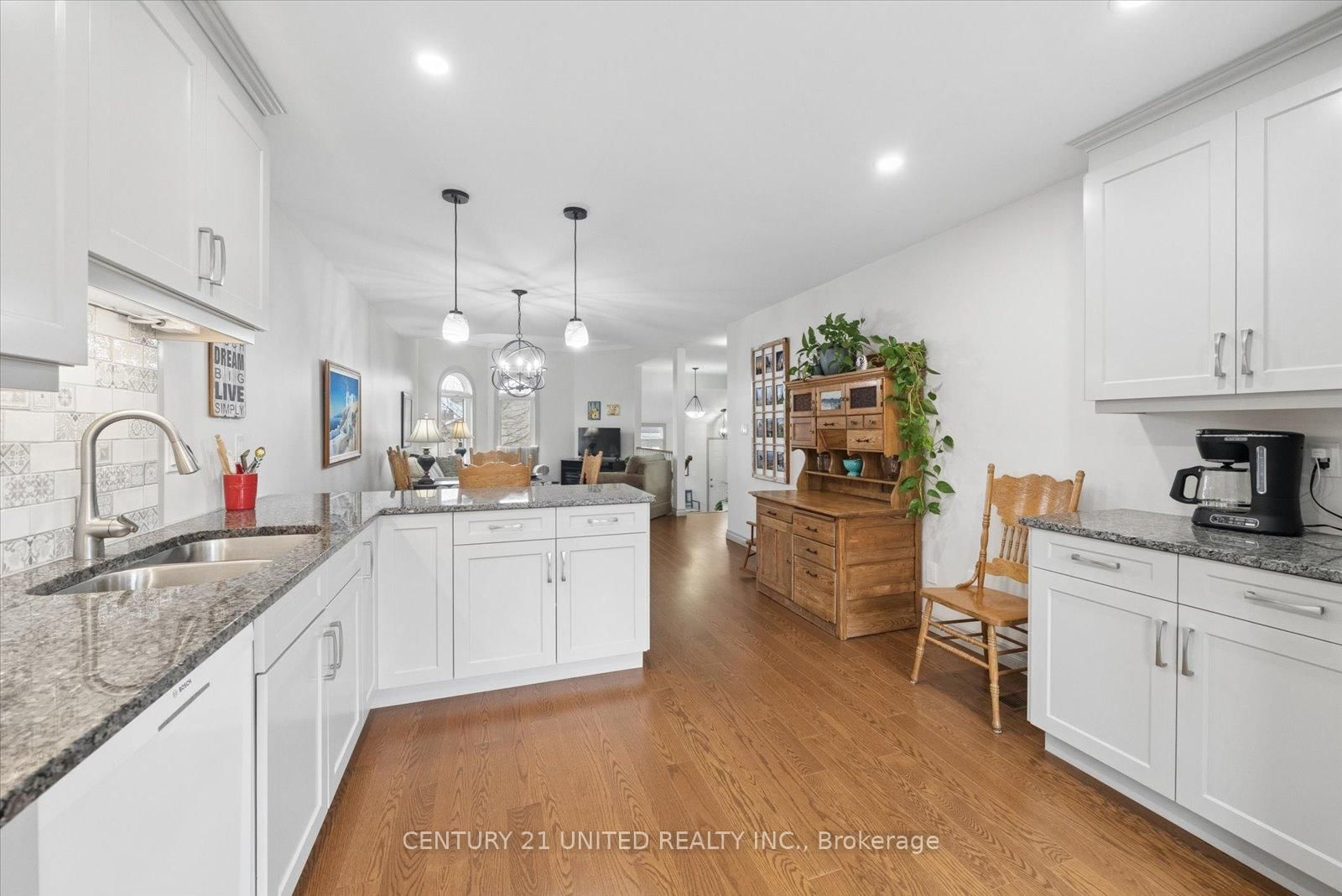 Detached House for sale at 1612 Glenforest Boulevard, Peterborough, Ontario, K9K 2J6 - Monaghan Ward 2 - MLS: X13008330