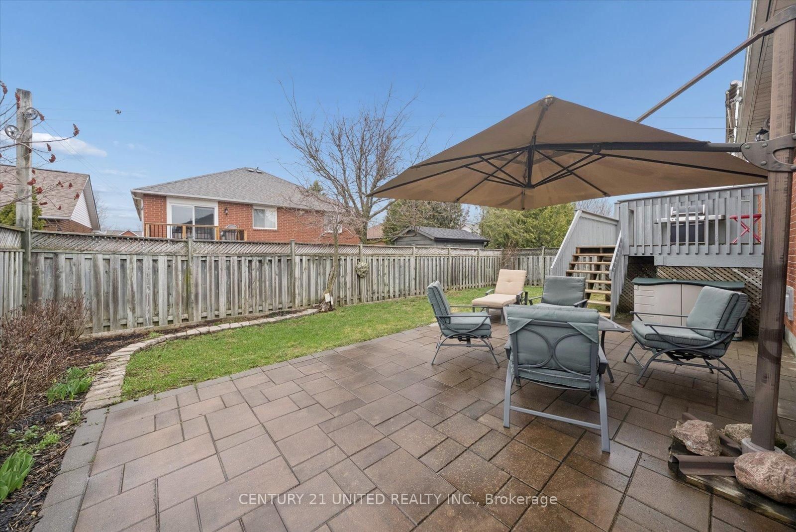 Detached House for sale at 1612 Glenforest Boulevard, Peterborough, Ontario, K9K 2J6 - Monaghan Ward 2 - MLS: X13008330