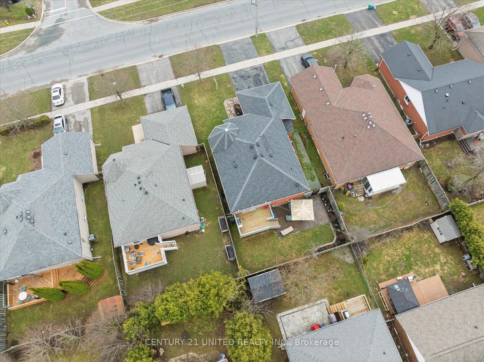 Detached House for sale at 1612 Glenforest Boulevard, Peterborough, Ontario, K9K 2J6 - Monaghan Ward 2 - MLS: X13008330