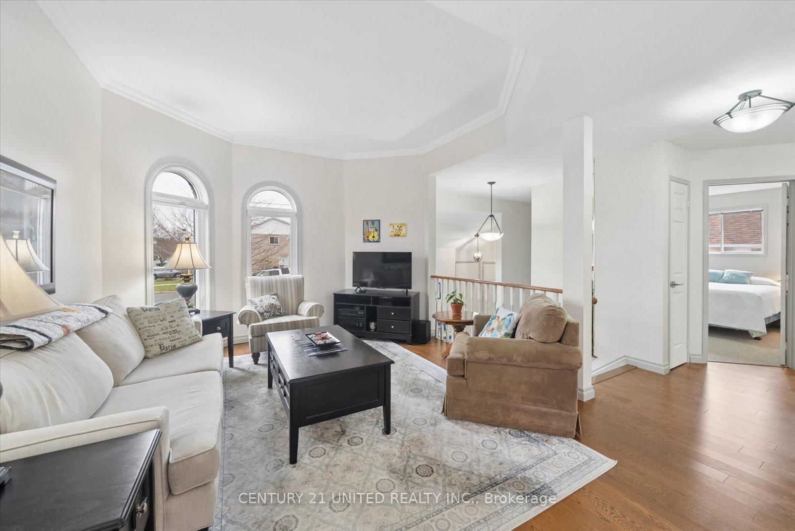 Detached House for sale at 1612 Glenforest Boulevard, Peterborough, Ontario, K9K 2J6 - Monaghan Ward 2 - MLS: X13008330