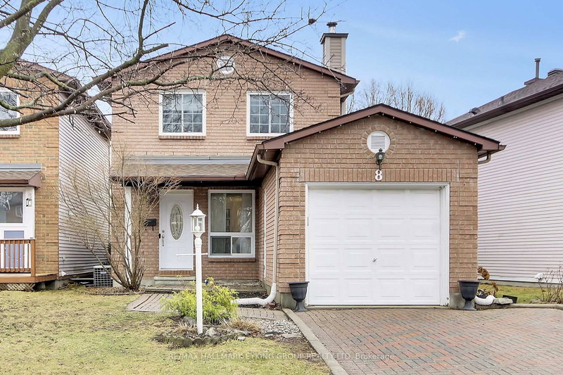 8 Vickers Way, Ottawa, Ontario