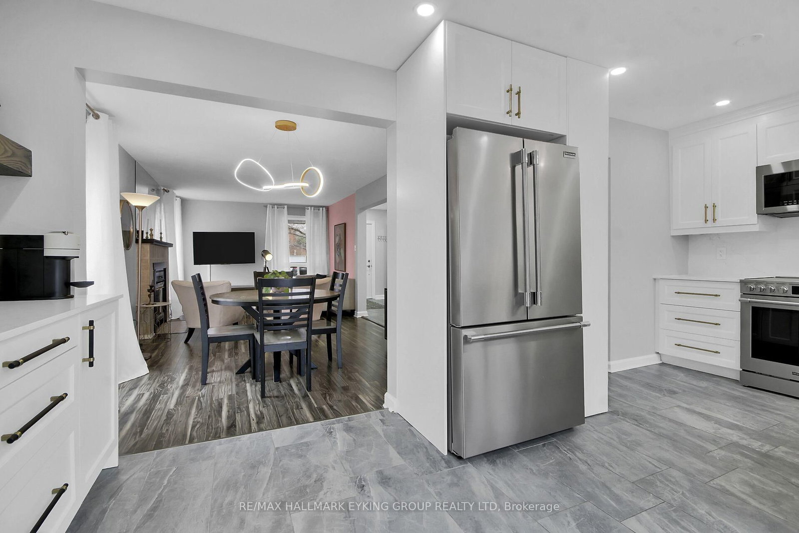 8 Vickers Way - Photo 18