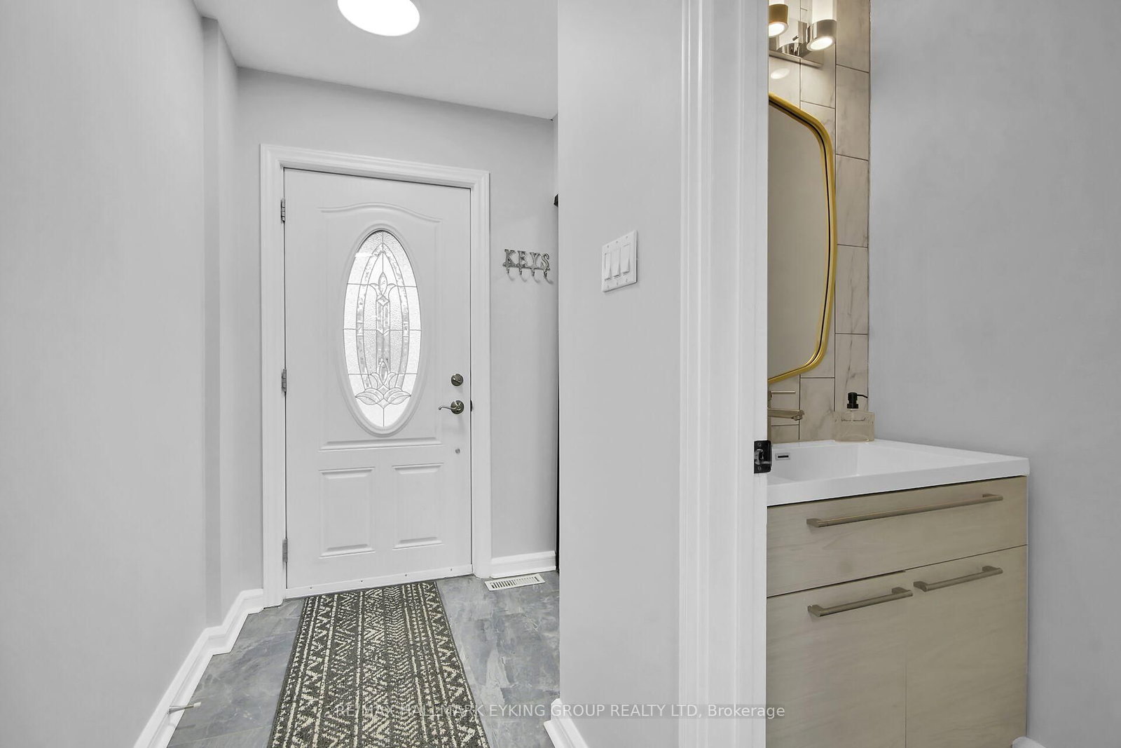 8 Vickers Way - Photo 22