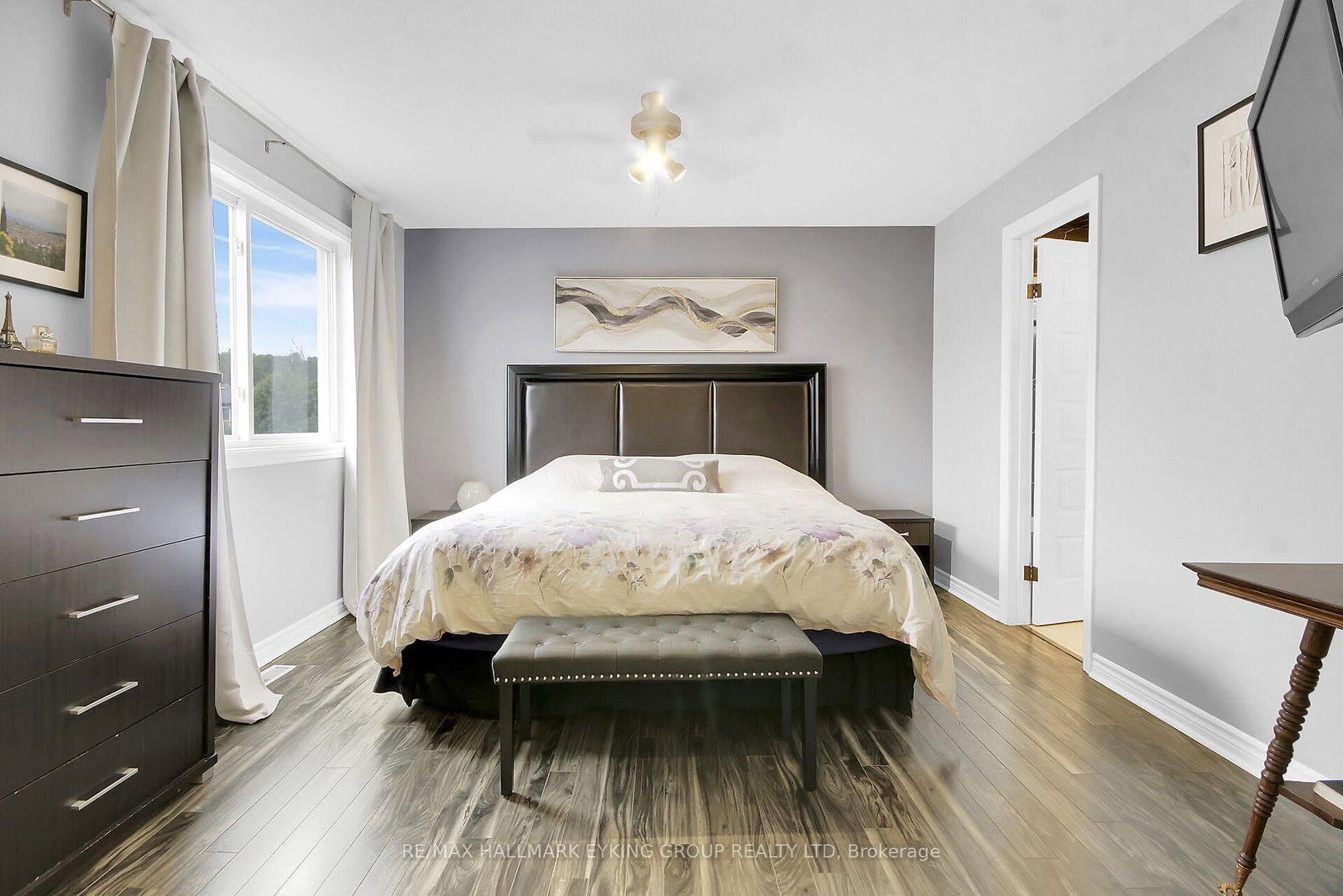 8 Vickers Way - Photo 27