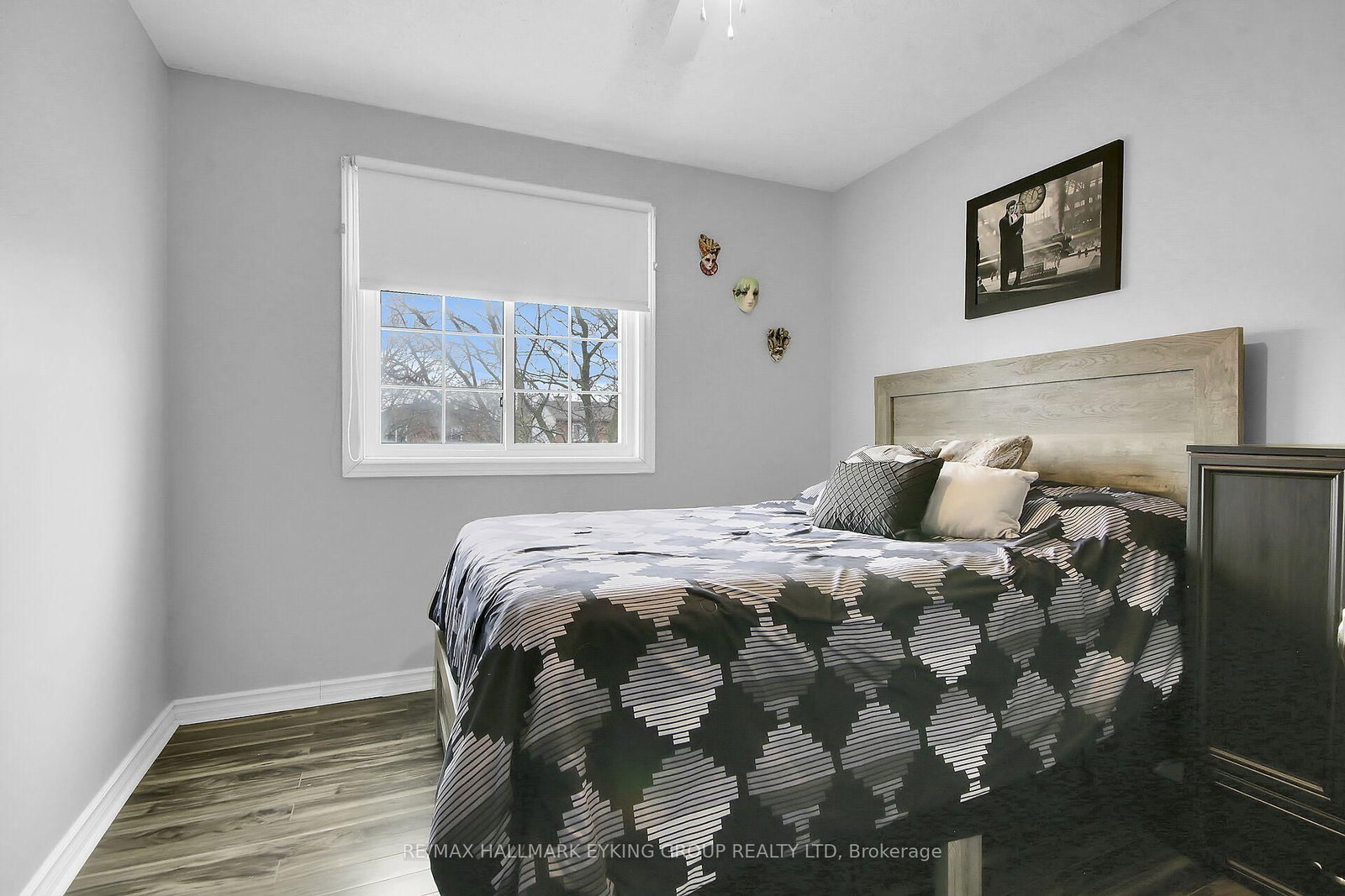 8 Vickers Way - Photo 35