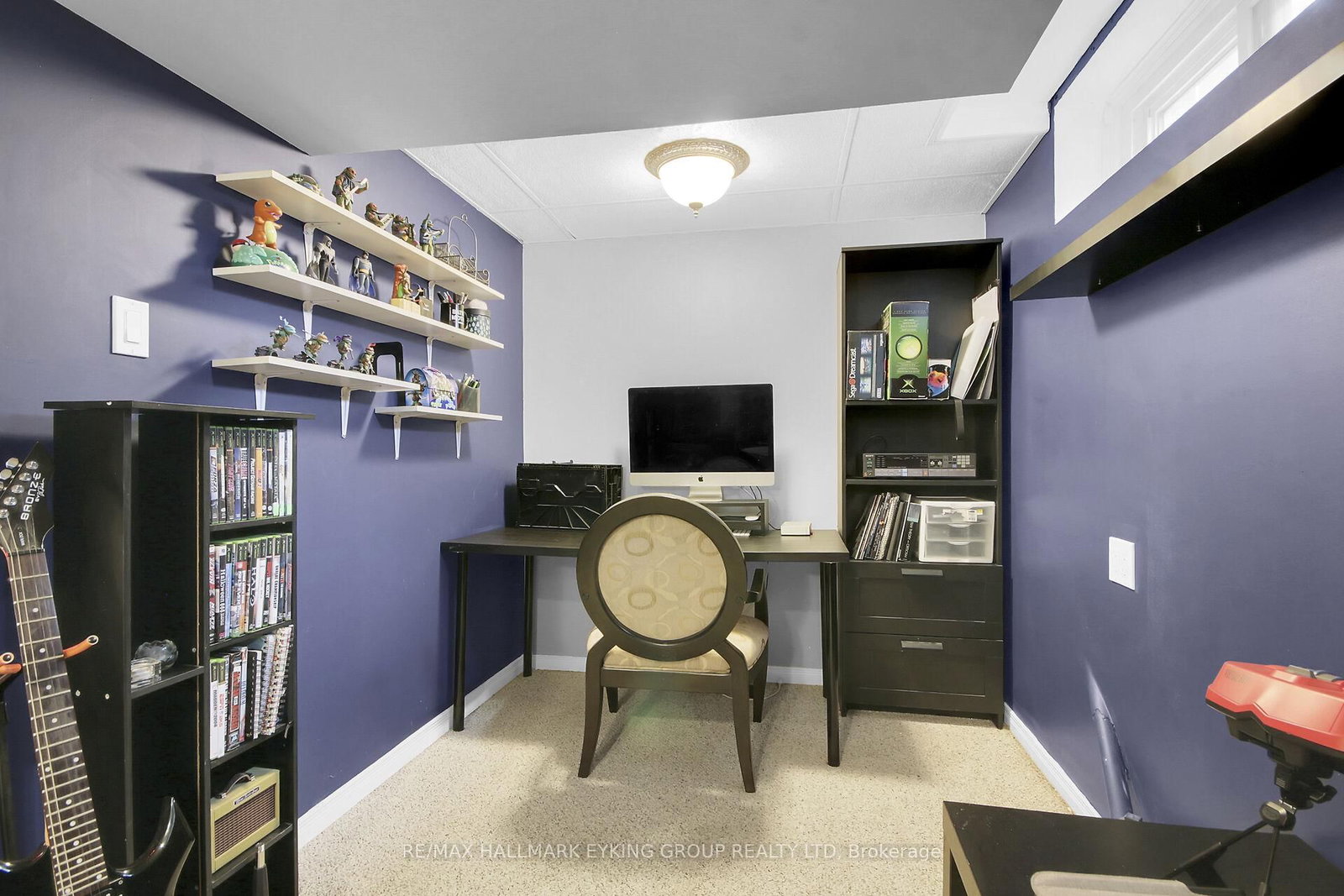 8 Vickers Way - Photo 42