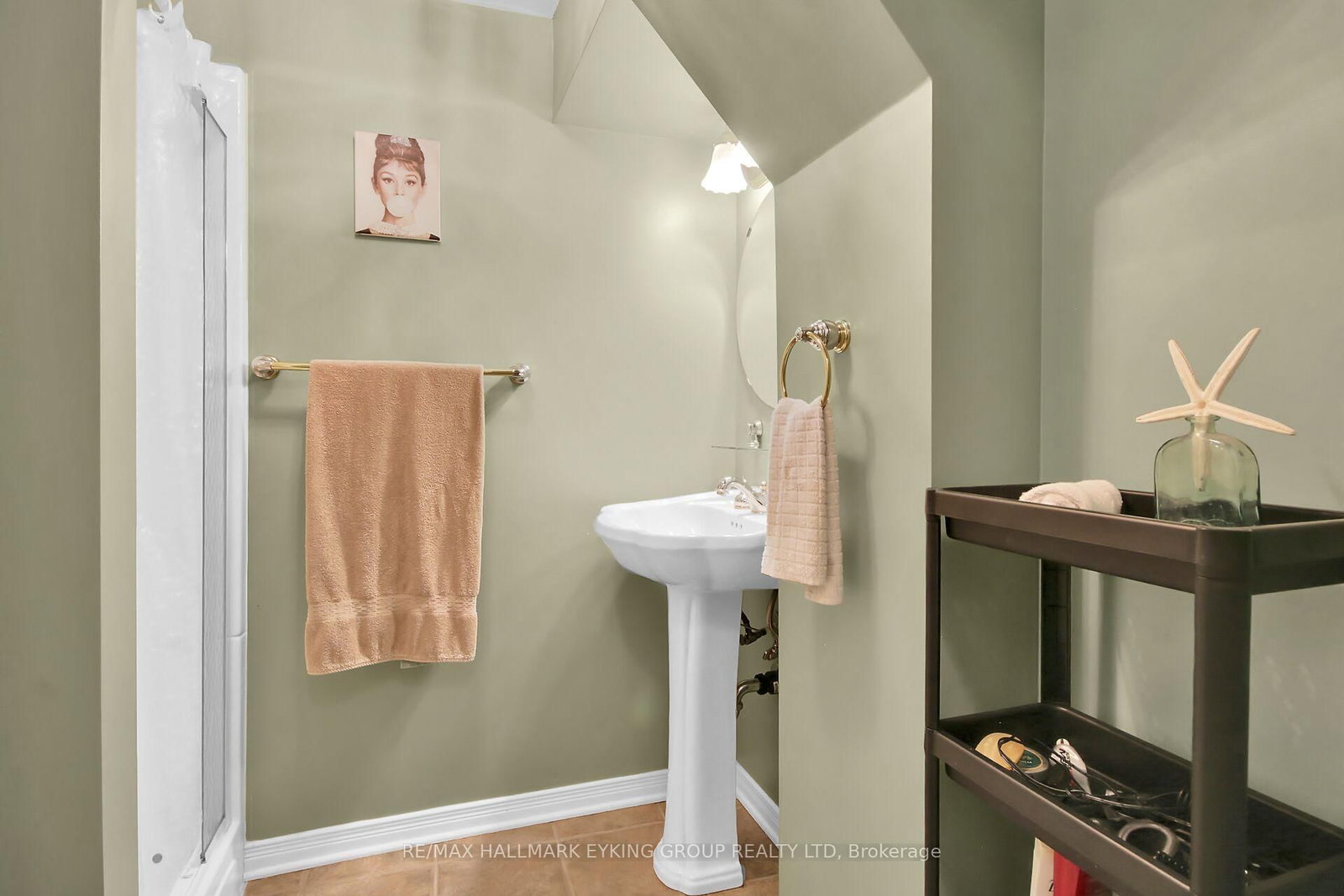 8 Vickers Way - Photo 43