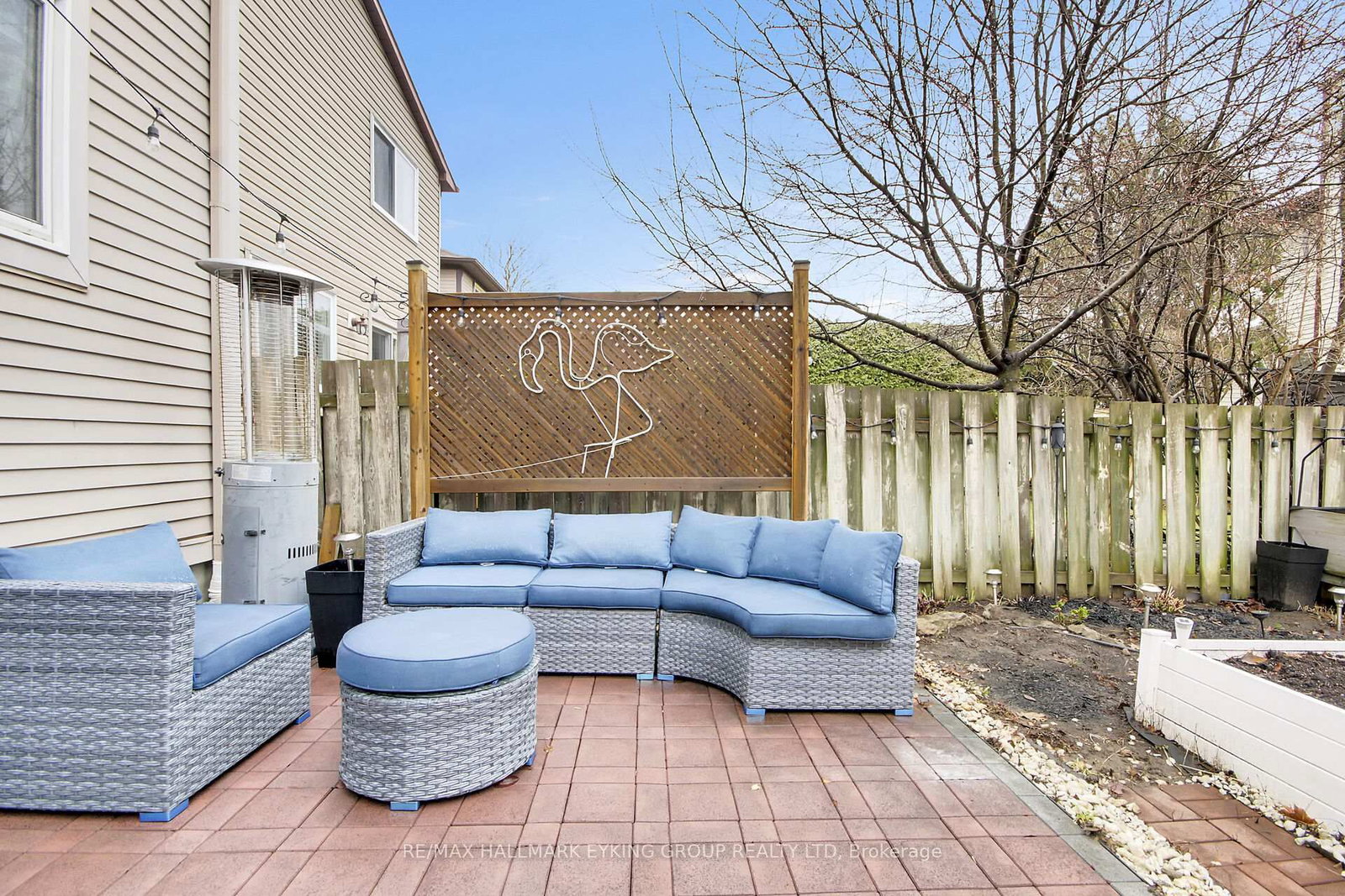 8 Vickers Way - Photo 46