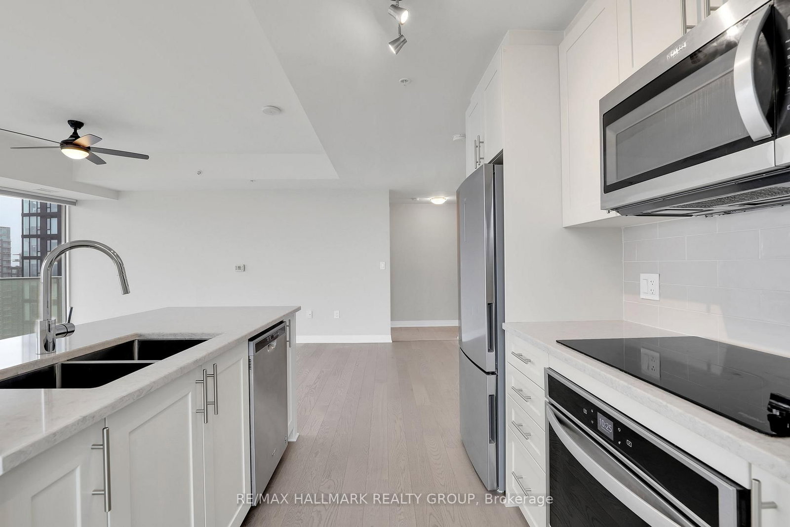 805 Carling Avenue, Unit 1904 - Photo 16