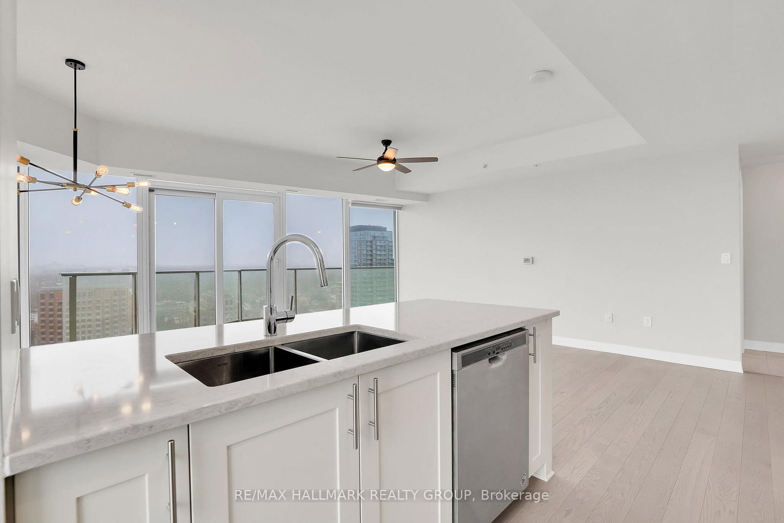 805 Carling Avenue, Unit 1904 - Photo 17