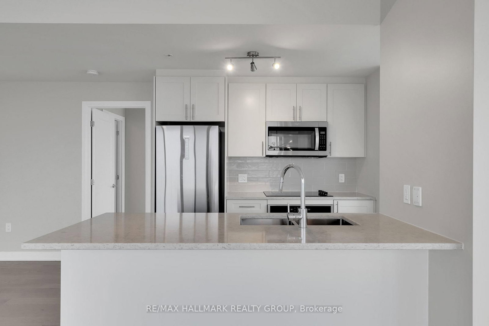 805 Carling Avenue, Unit 1904 - Photo 21