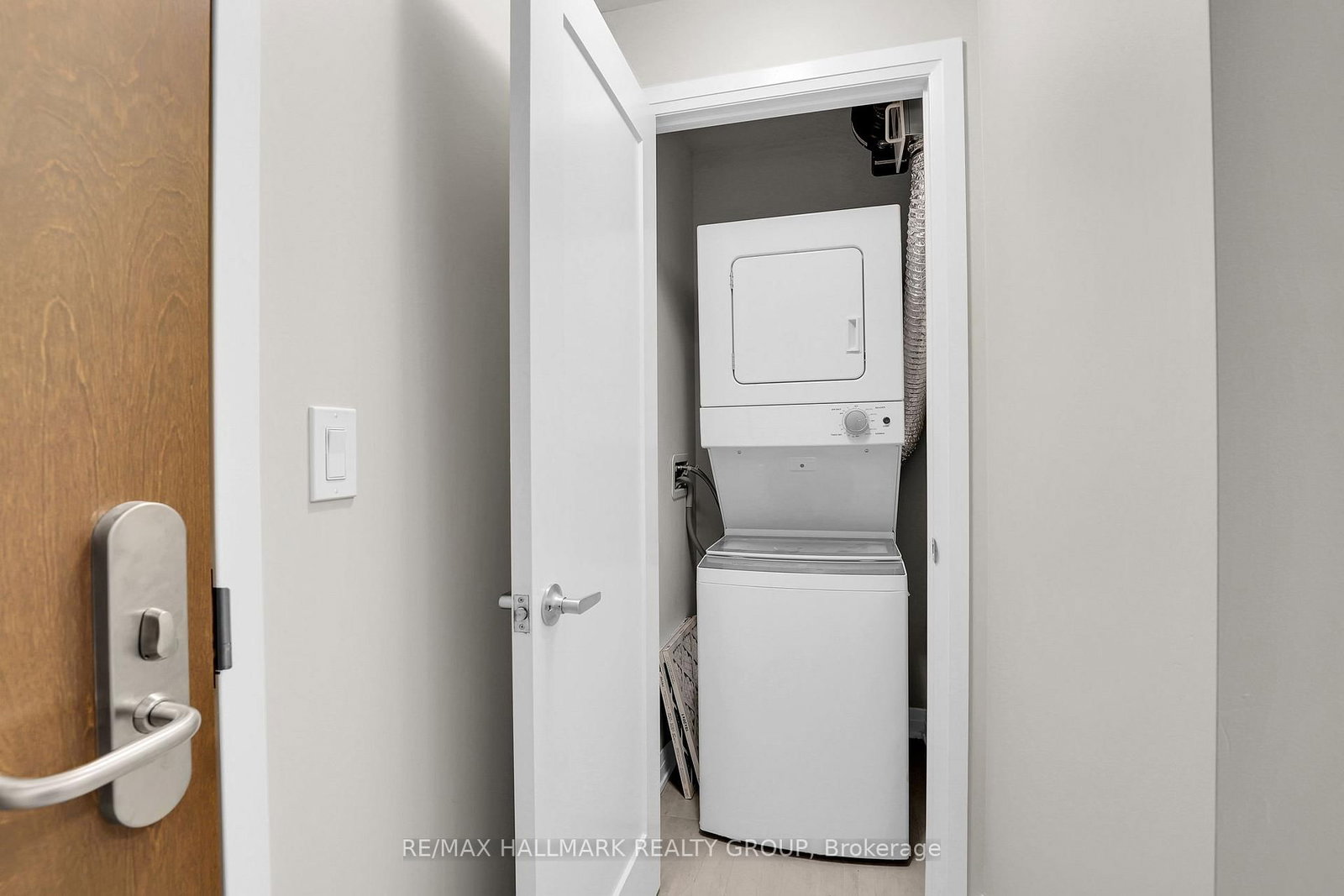 805 Carling Avenue, Unit 1904 - Photo 28