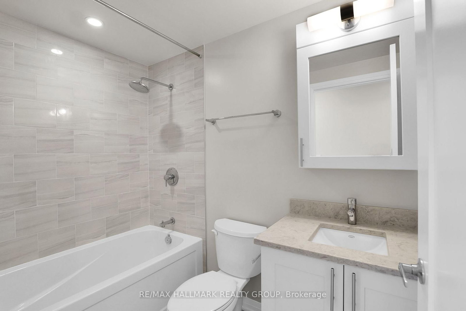 805 Carling Avenue, Unit 1904 - Photo 32