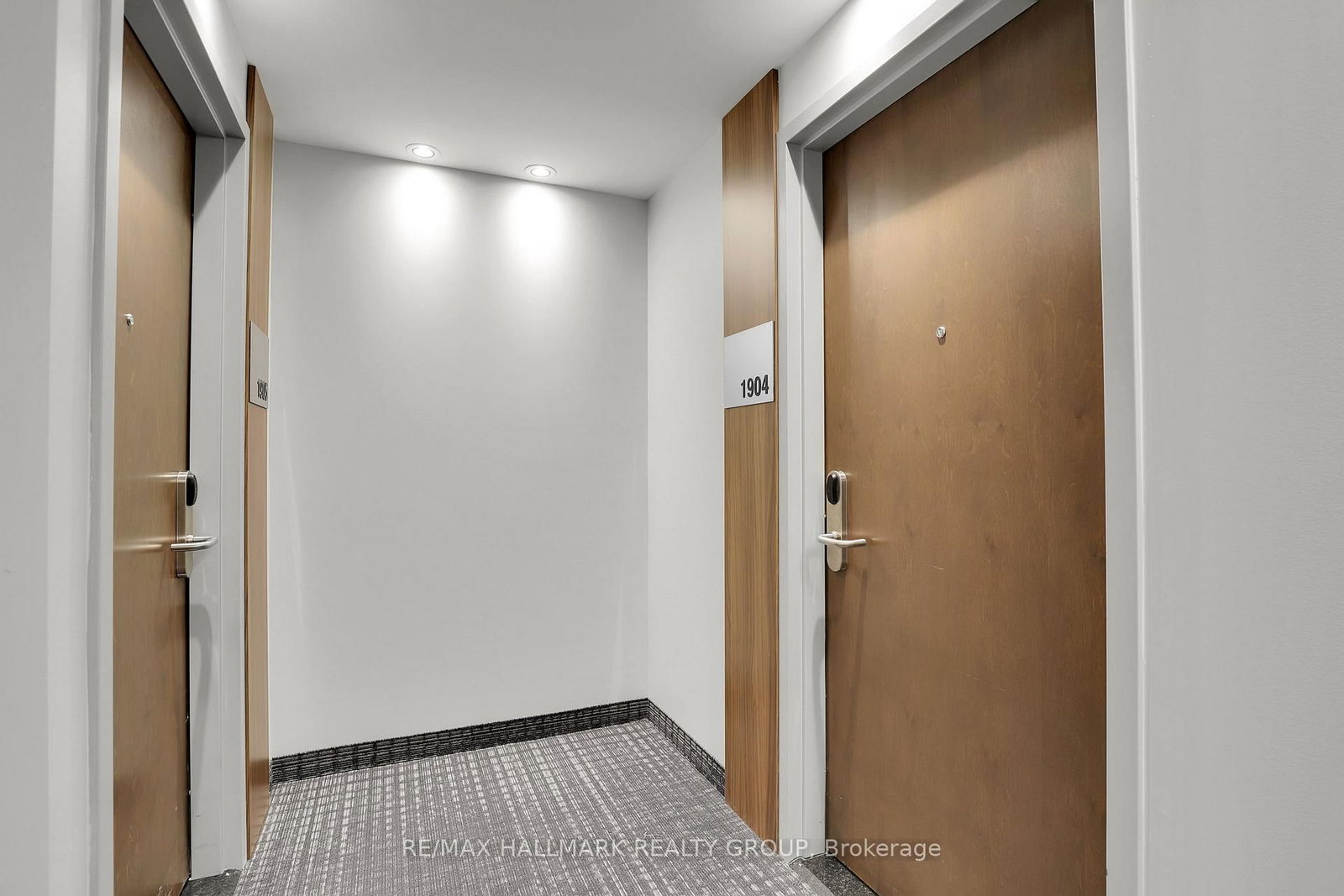 805 Carling Avenue, Unit 1904 - Photo 6