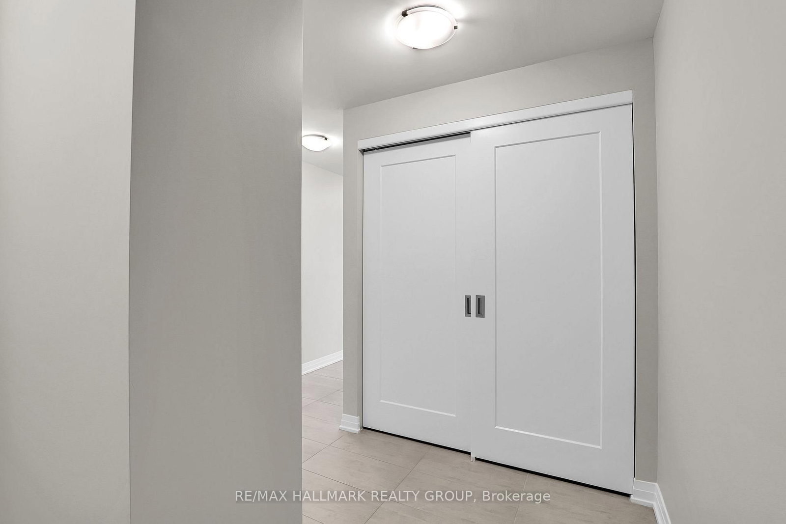 805 Carling Avenue, Unit 1904 - Photo 8