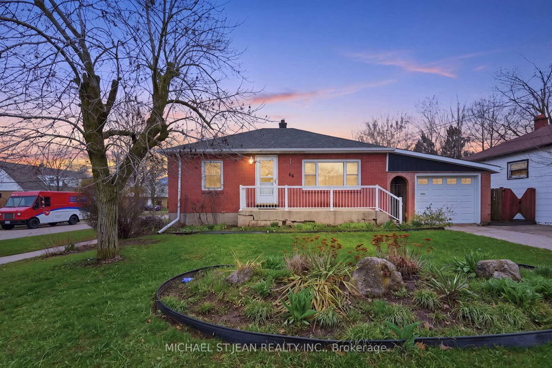 54 Bingham Rd, Hamilton, Ontario