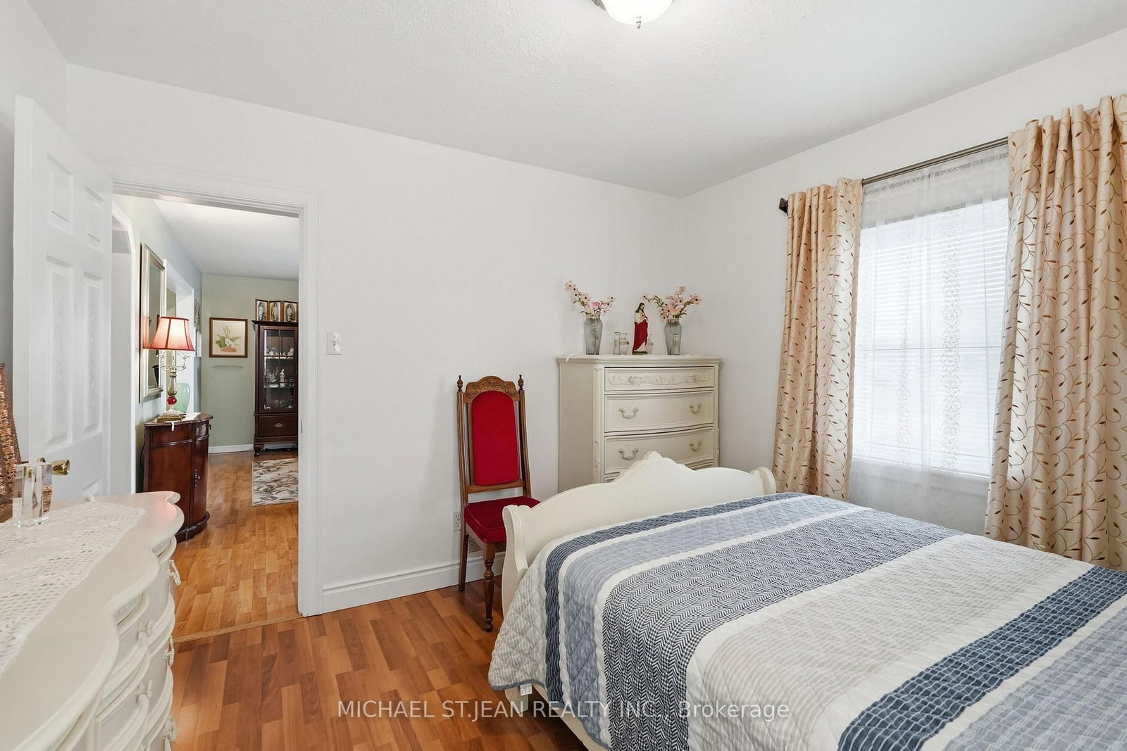 Detached House for sale at 54 Bingham Road, Hamilton, Ontario, L8Y 1N4 - McQuesten - MLS: X13008600