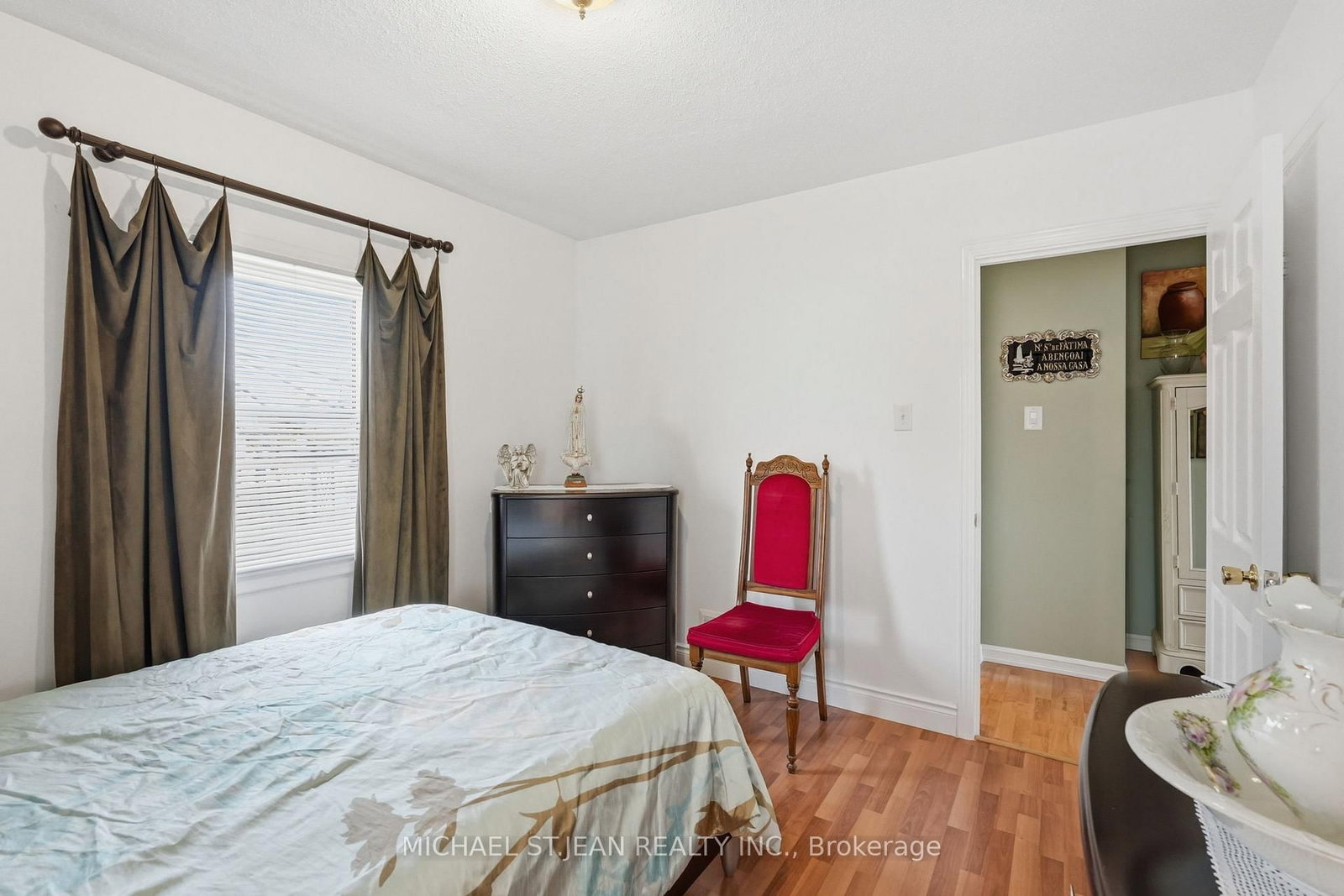 Detached House for sale at 54 Bingham Road, Hamilton, Ontario, L8Y 1N4 - McQuesten - MLS: X13008600