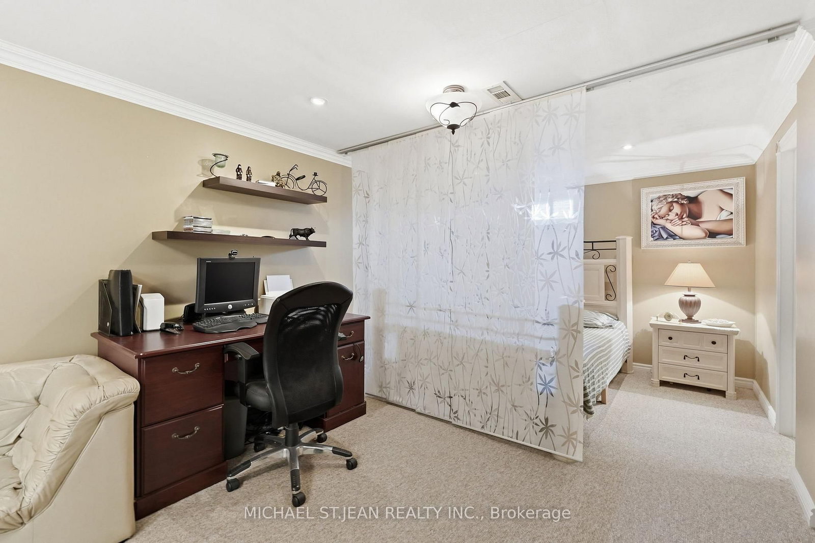 Detached House for sale at 54 Bingham Road, Hamilton, Ontario, L8Y 1N4 - McQuesten - MLS: X13008600