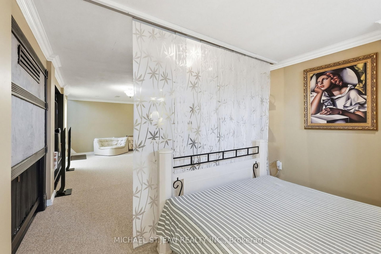 Detached House for sale at 54 Bingham Road, Hamilton, Ontario, L8Y 1N4 - McQuesten - MLS: X13008600