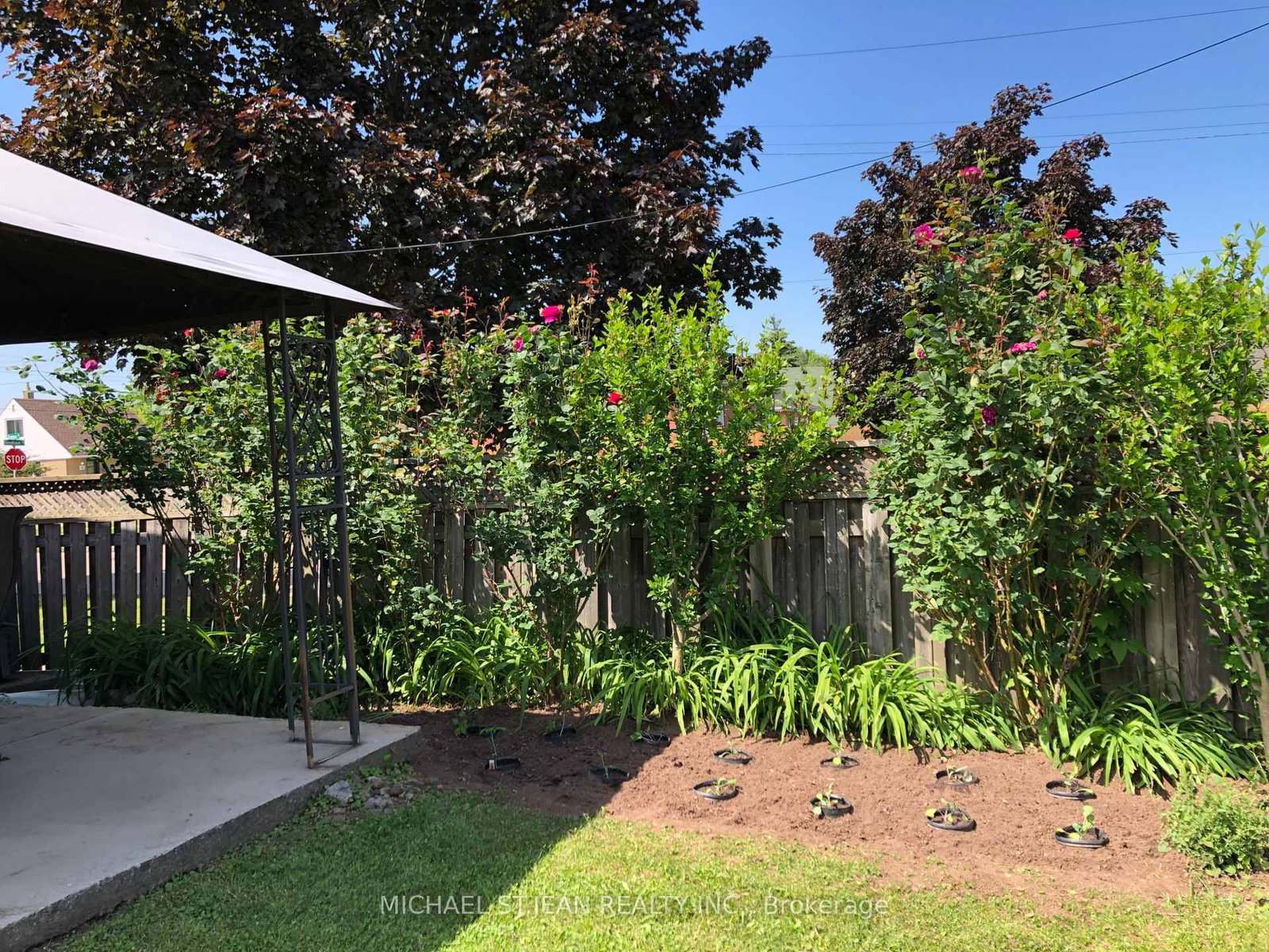 Detached House for sale at 54 Bingham Road, Hamilton, Ontario, L8Y 1N4 - McQuesten - MLS: X13008600