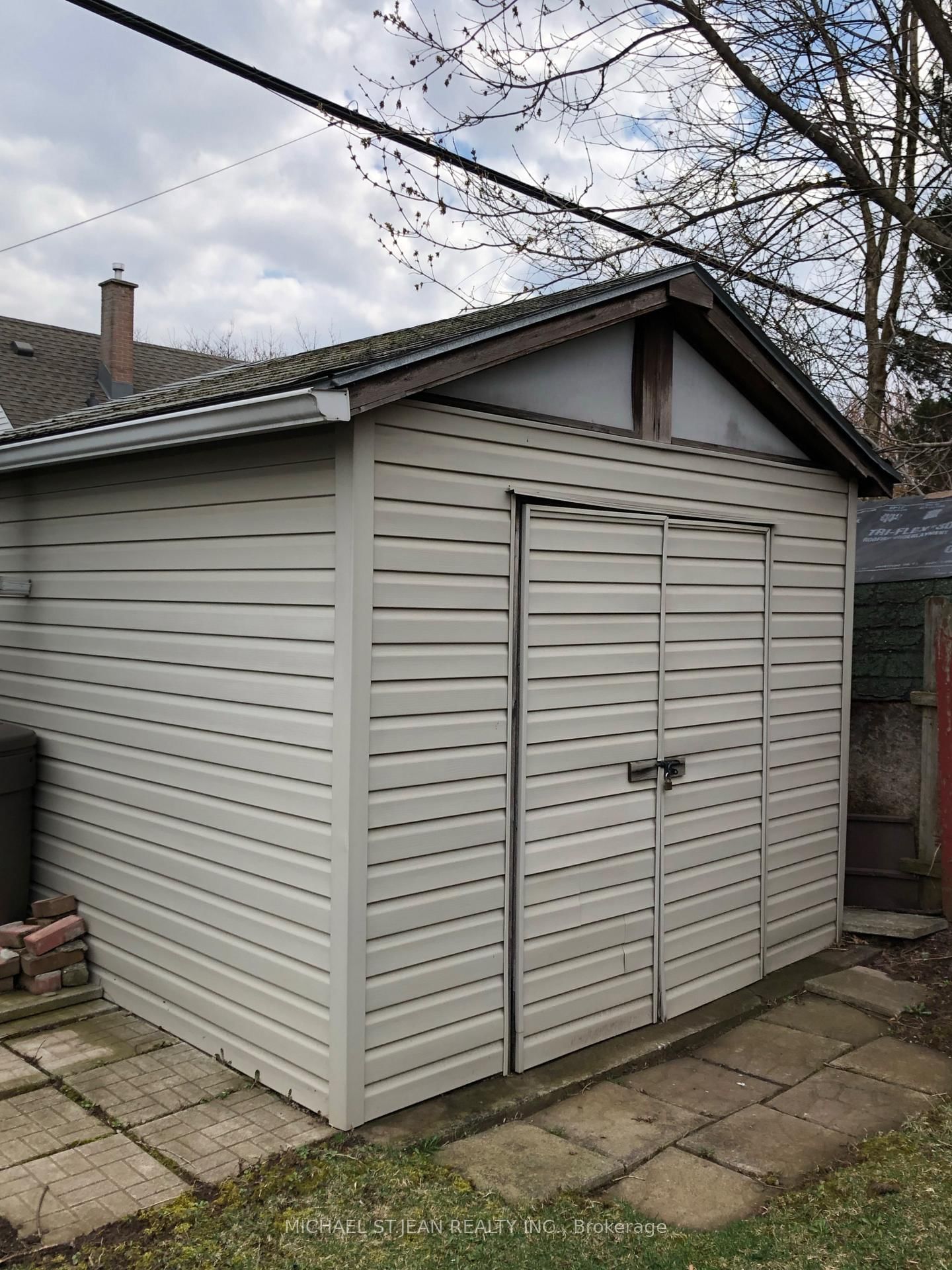 Detached House for sale at 54 Bingham Road, Hamilton, Ontario, L8Y 1N4 - McQuesten - MLS: X13008600