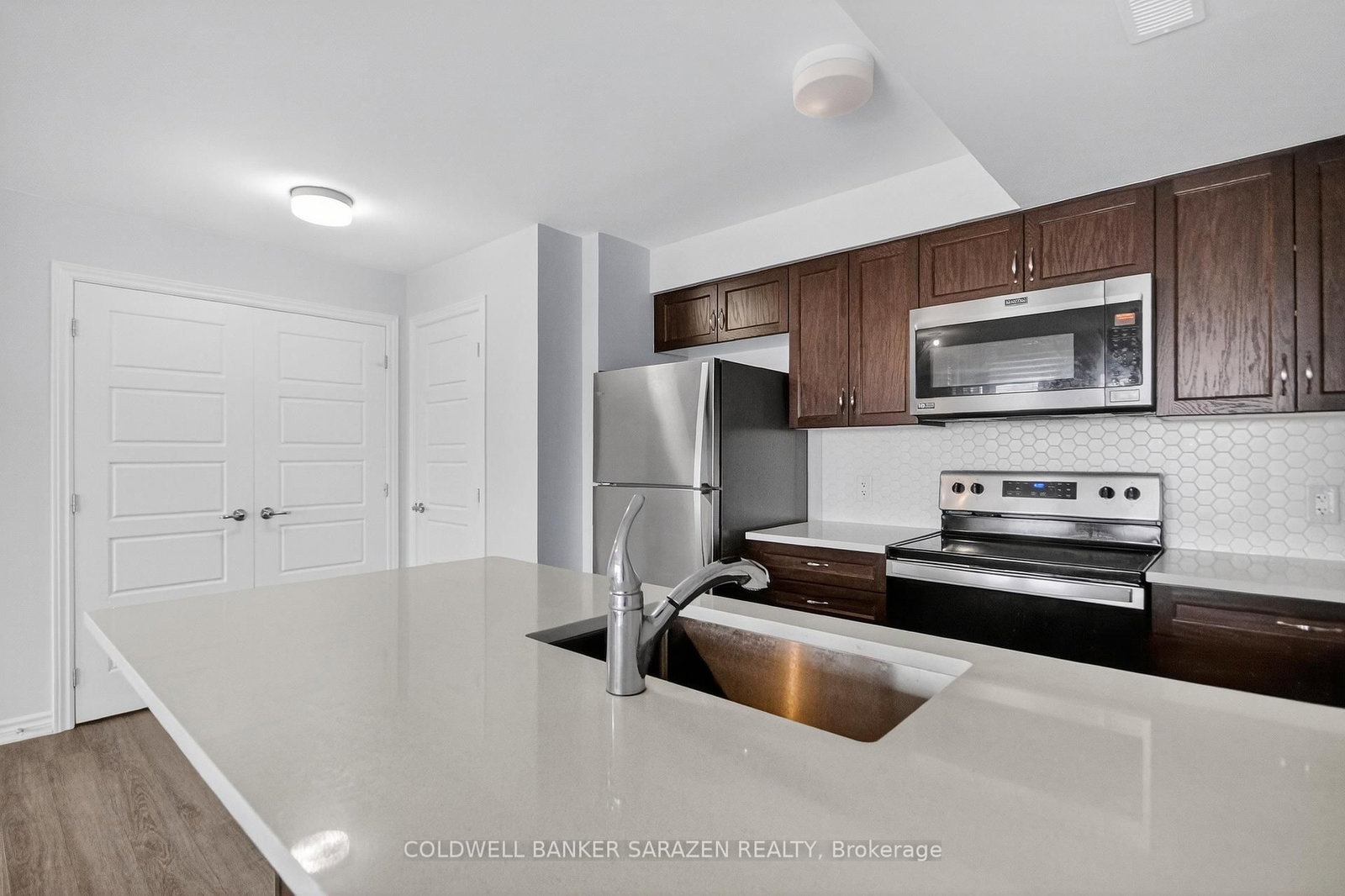 218 Pilot Private - Photo 13