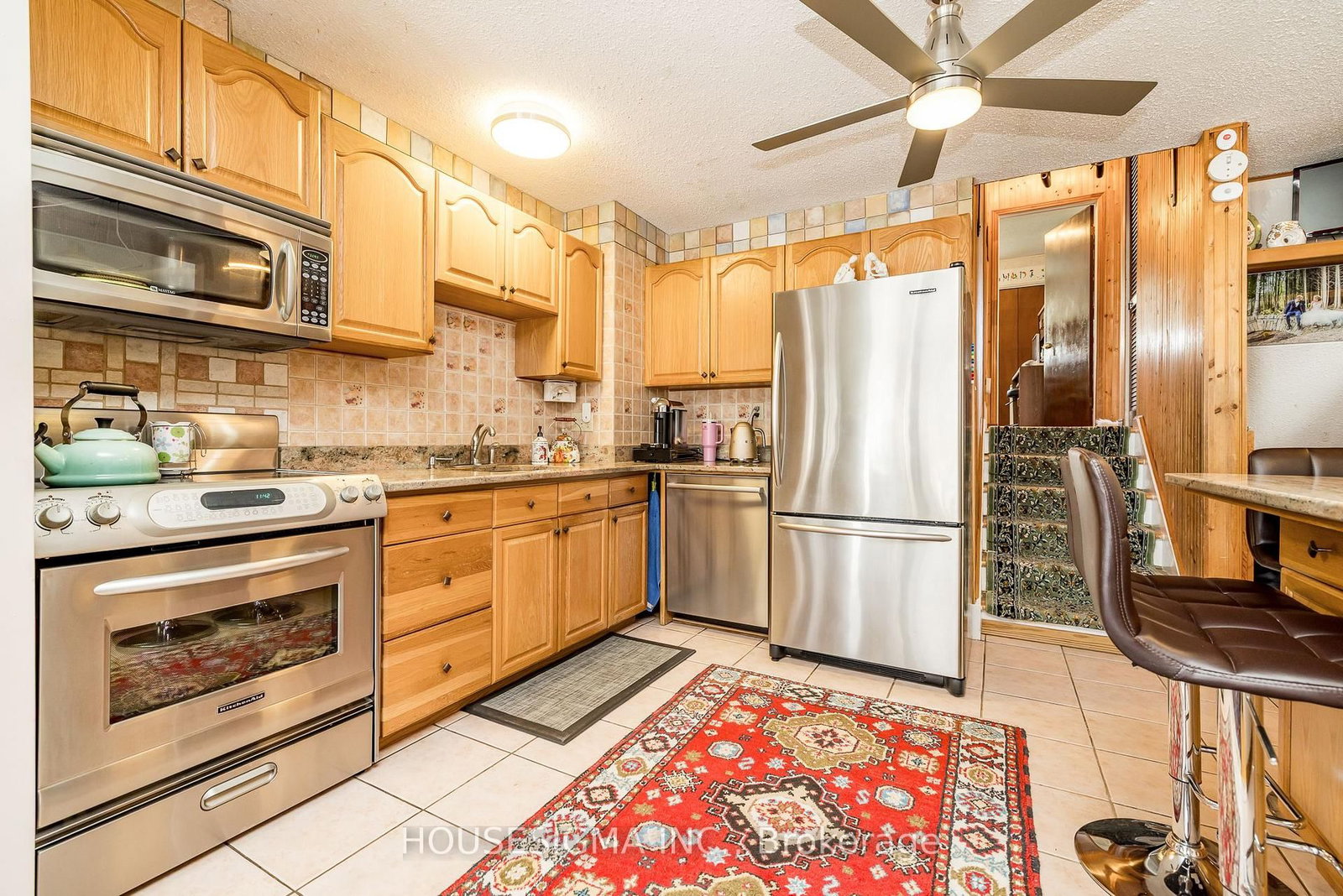 Listing Image 7