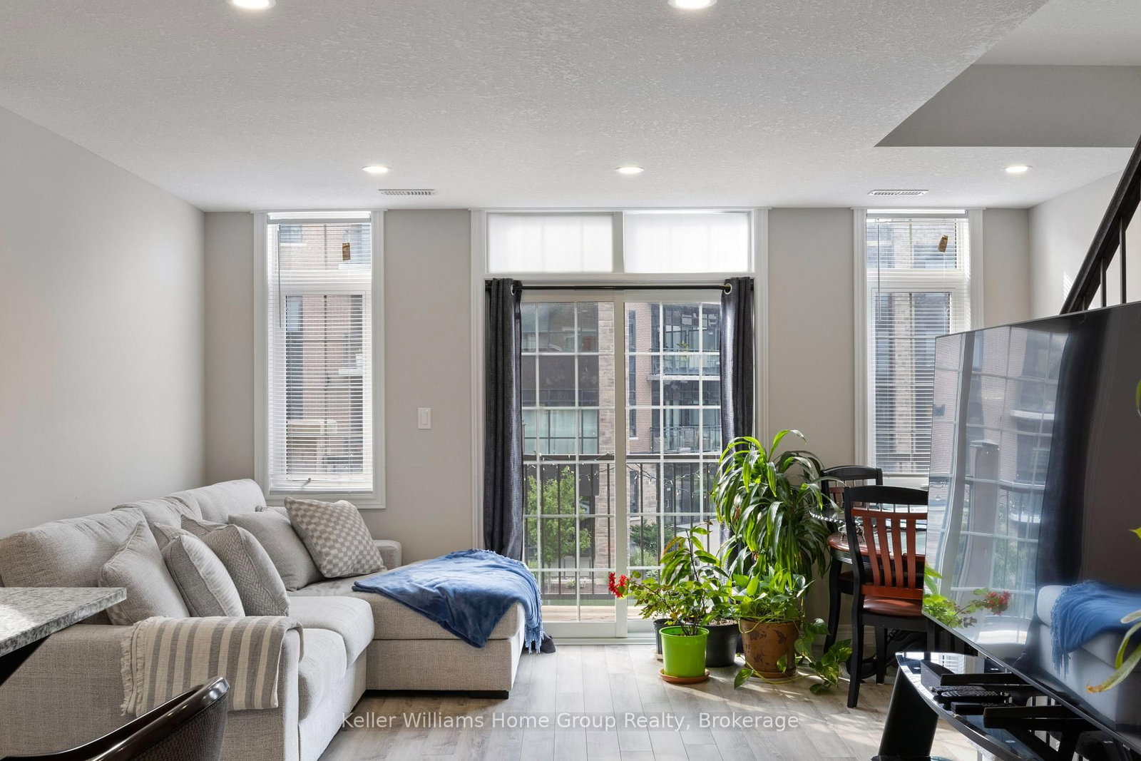 333 Gosling Gardens, Unit 314 - Photo 12