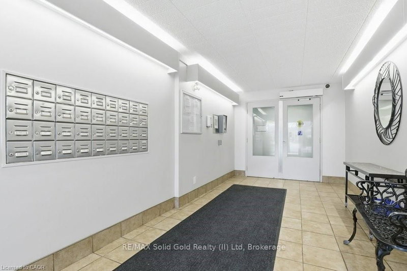 110 - 80 Breckenridge Dr, Kitchener, N2B 2N9 | Image 2