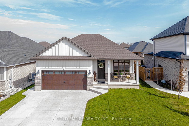 15 Muirfield Dr, St. Thomas, N5R 0K3 | Image 2