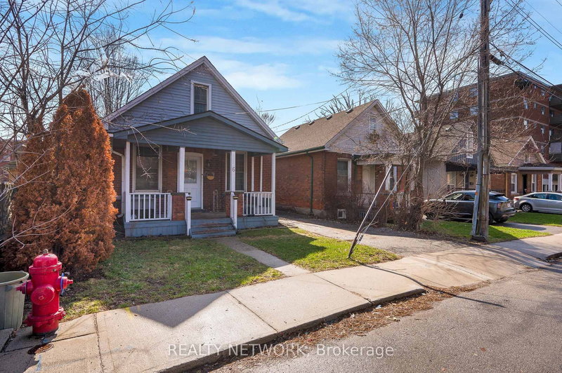 6 Ben Lomond Pl, Hamilton, L8V 2S7 | Image 2
