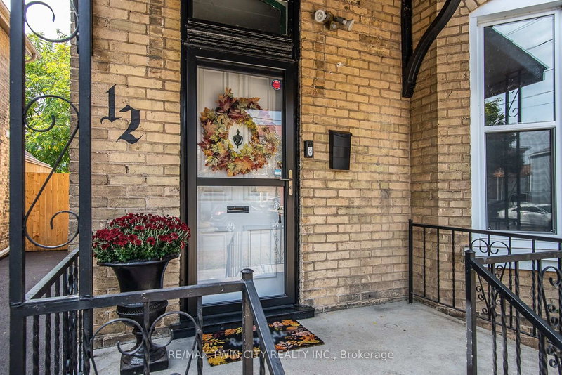 12 Pearl St, Brantford, N3T 3N4 | Image 2