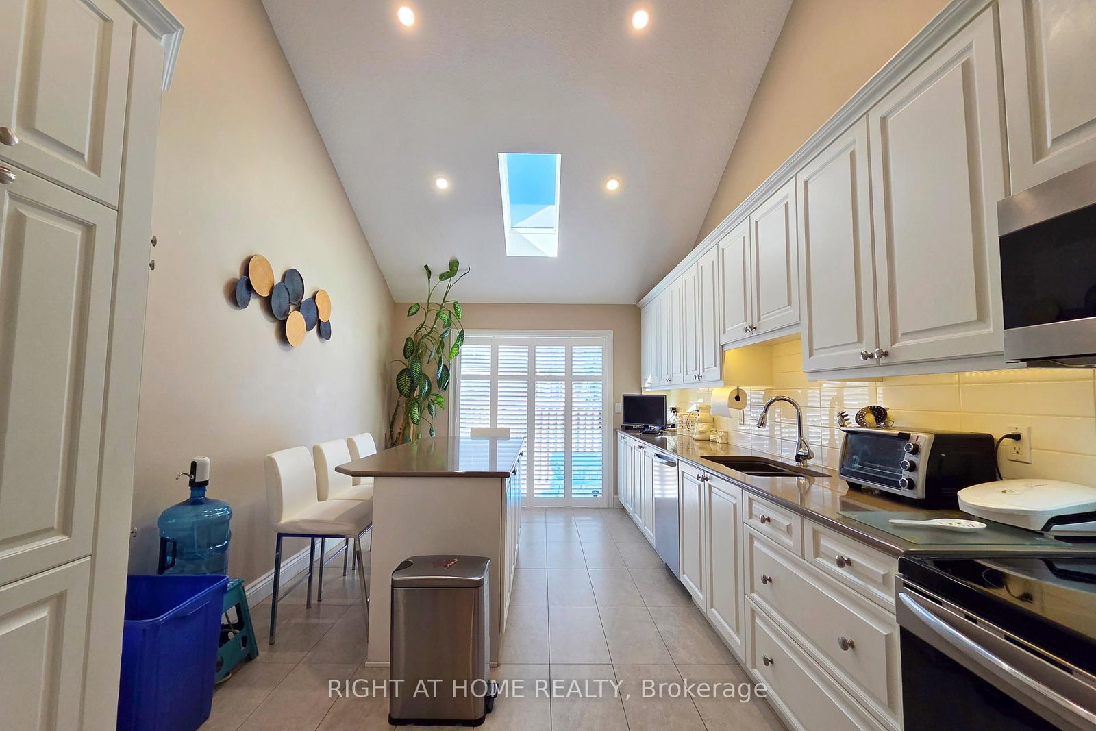 174 E Riverwalk Place - Photo 11