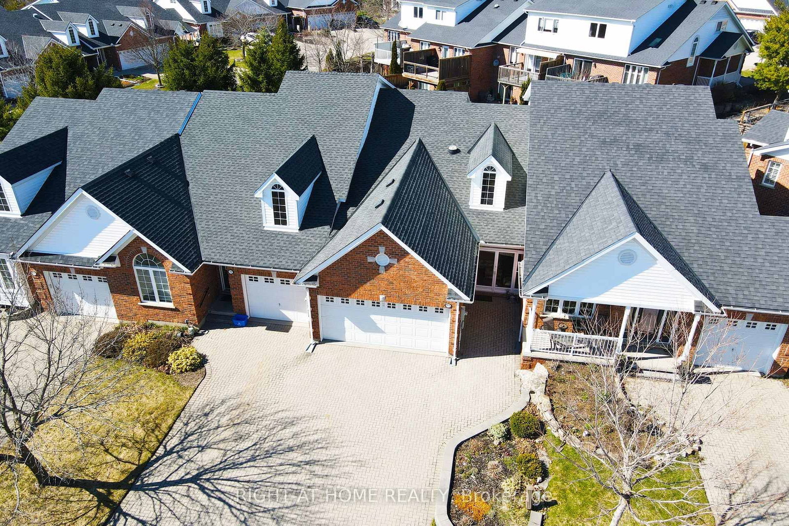 174 E Riverwalk Place - Photo 2