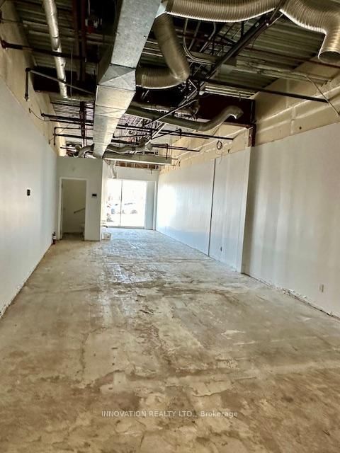 13B - 585 Montreal Rd, Ottawa, K1K 4K3 | Image 2