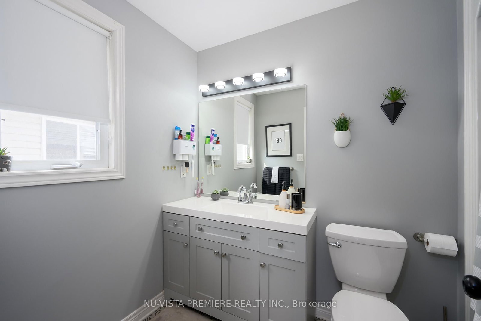 1582 Chelton Place - Photo 19