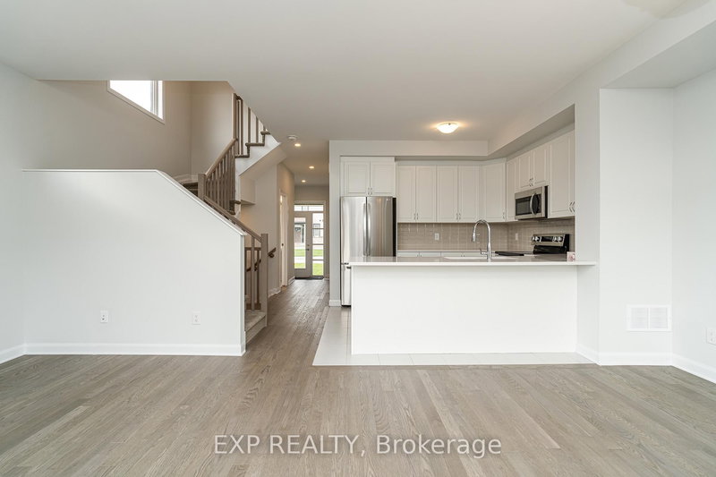 216 Shallow Pond Pl, Ottawa, K4A 5P2 | Image 3