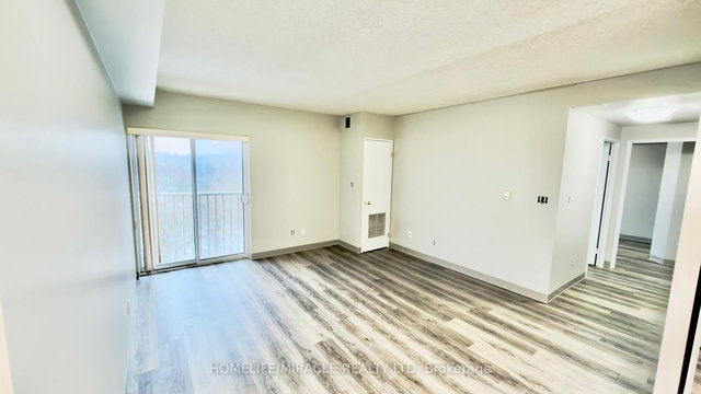 804 - 274 Erb Street W