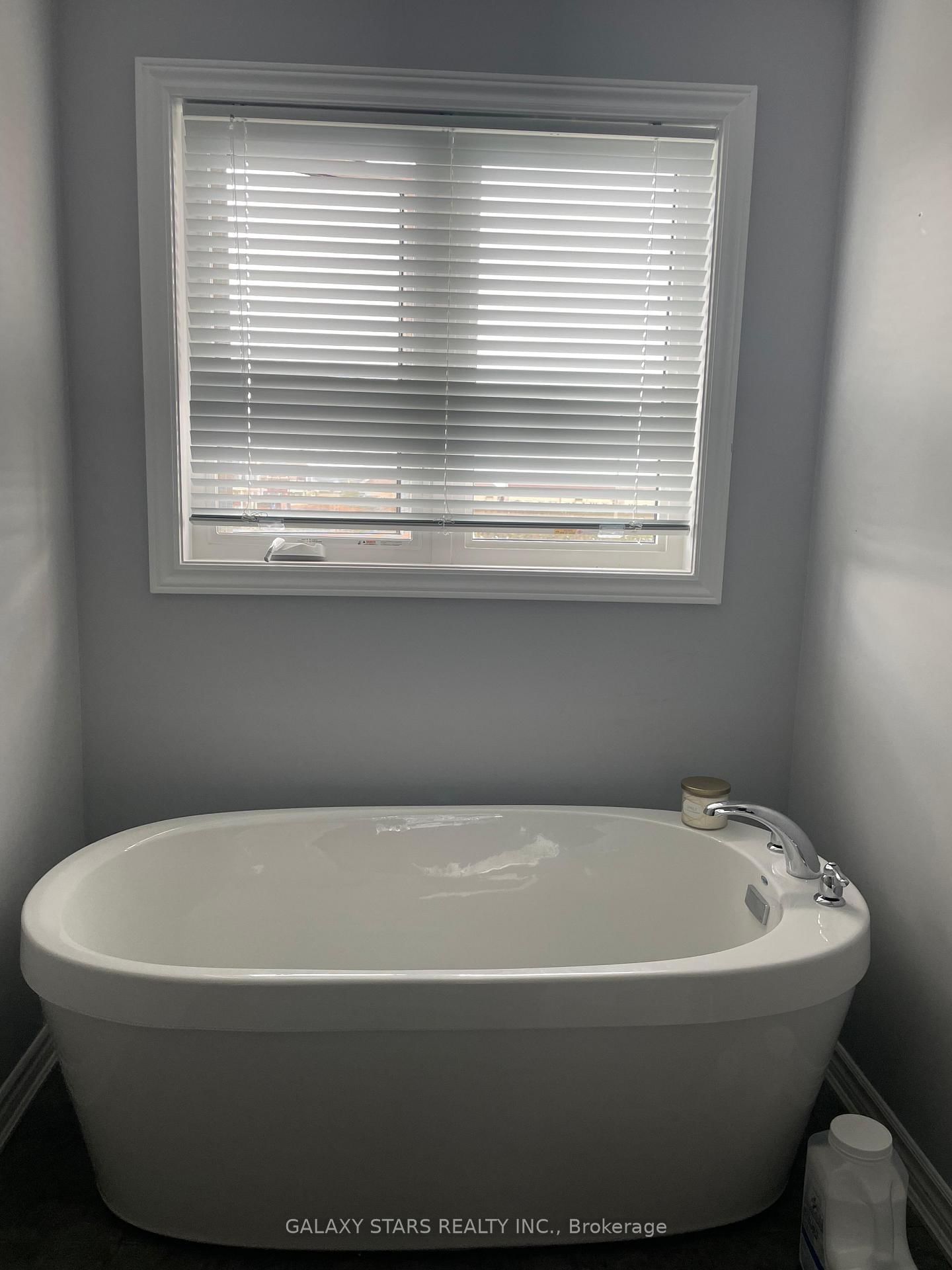 327 Aphelion Crescent - Photo 12