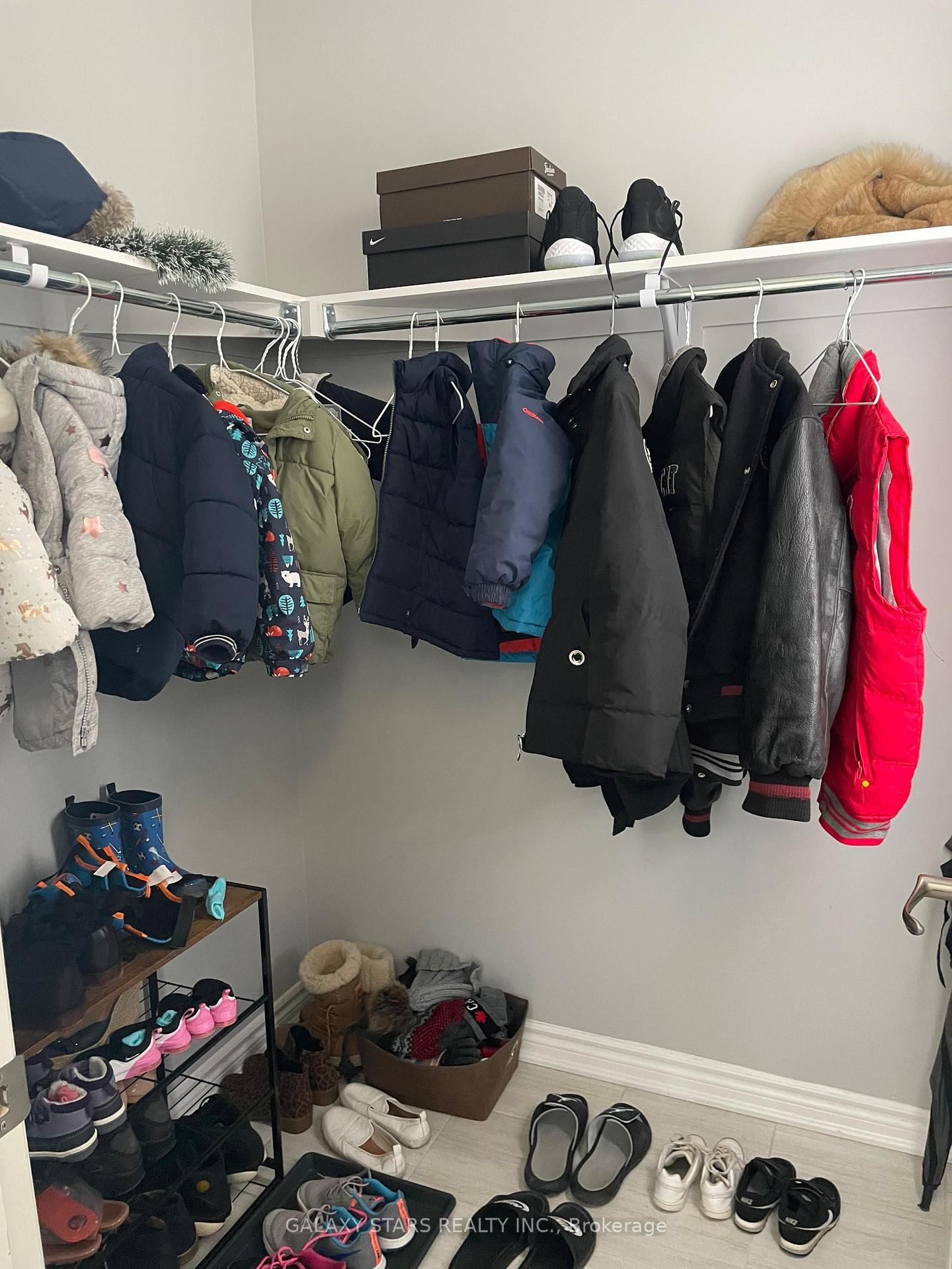 327 Aphelion Crescent - Photo 22