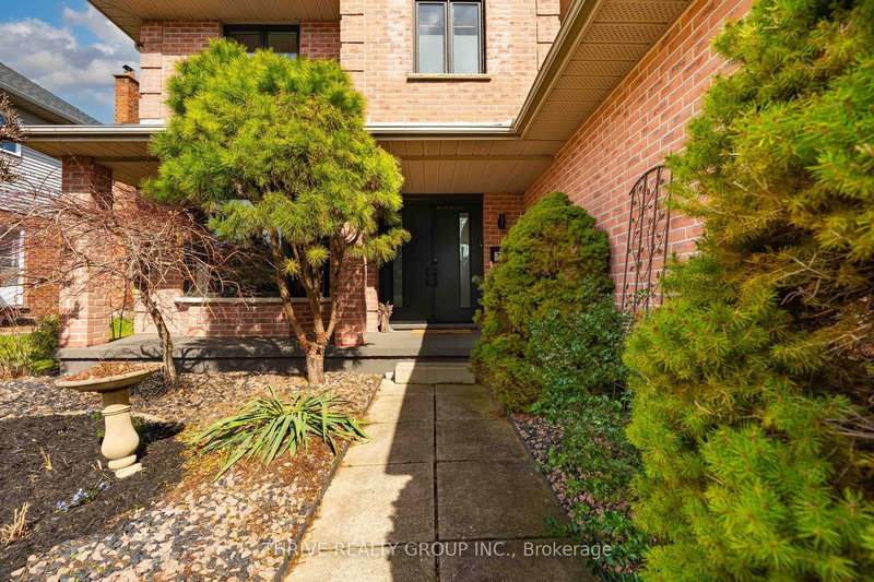 241 ANDOVER Dr, London South, N6J 4T7 | Image 2